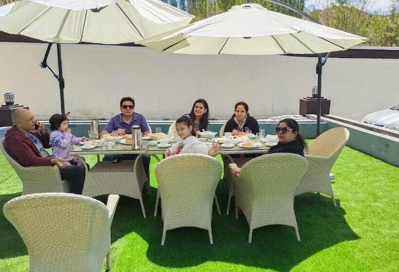 Отель Paradise Ladakh