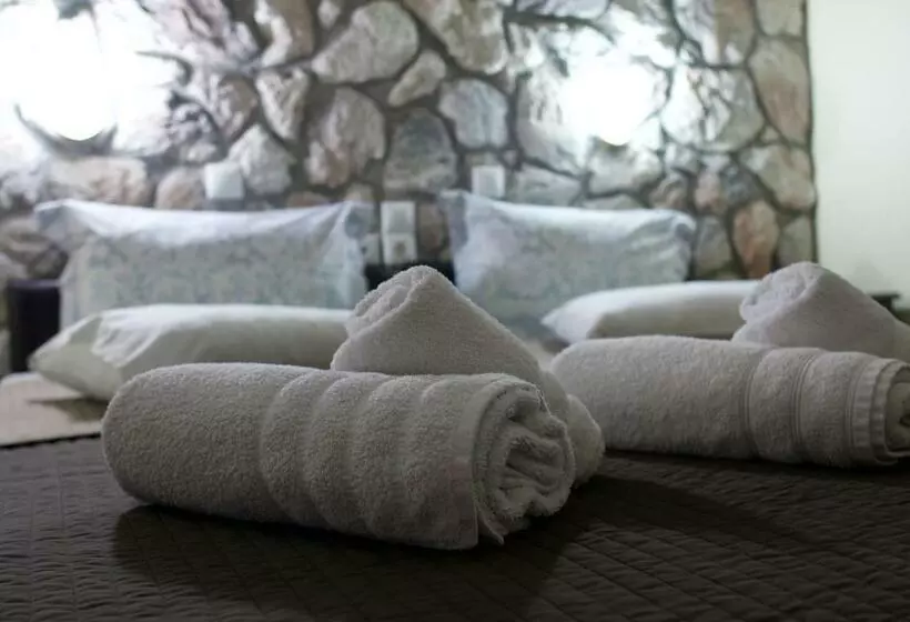 Hotelli Rooms Batalogianni