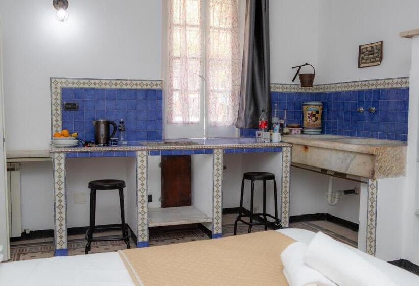 膳宿费 White Lerici