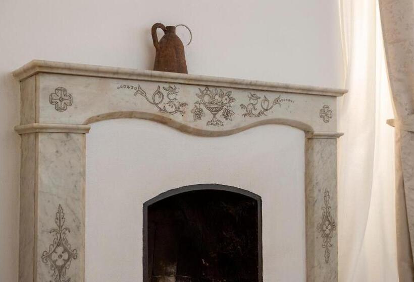 膳宿费 White Lerici