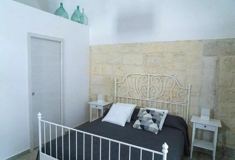 ベッドアンドブレックファースト Donato Rooms