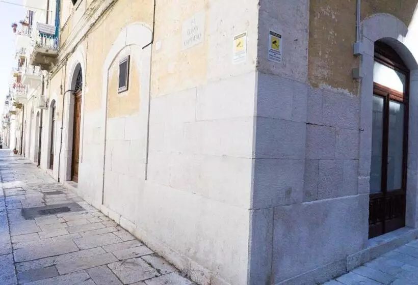 ベッドアンドブレックファースト Donato Rooms