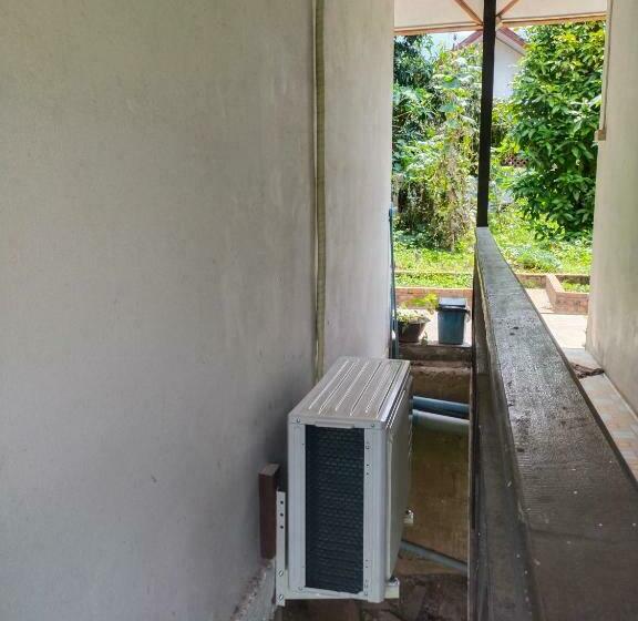 住宿加早餐  Sunset Bungalows & Gh