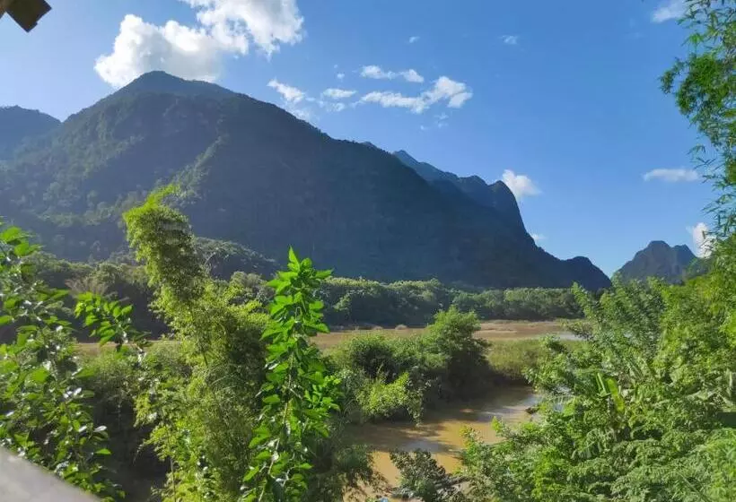 ベッドアンドブレックファースト Sunset Bungalows & Gh