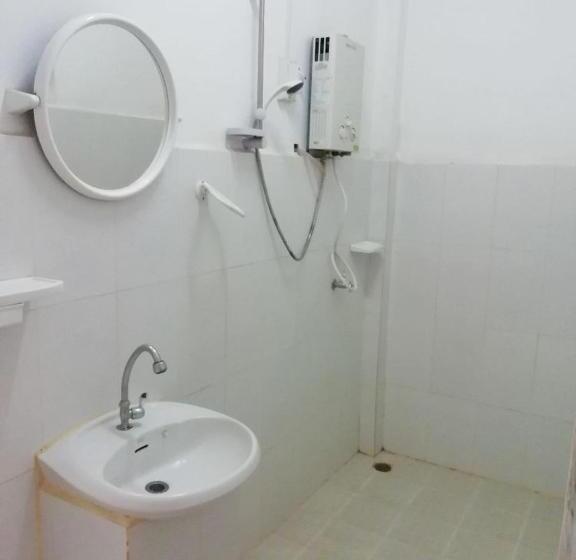 住宿加早餐  Sunset Bungalows & Gh