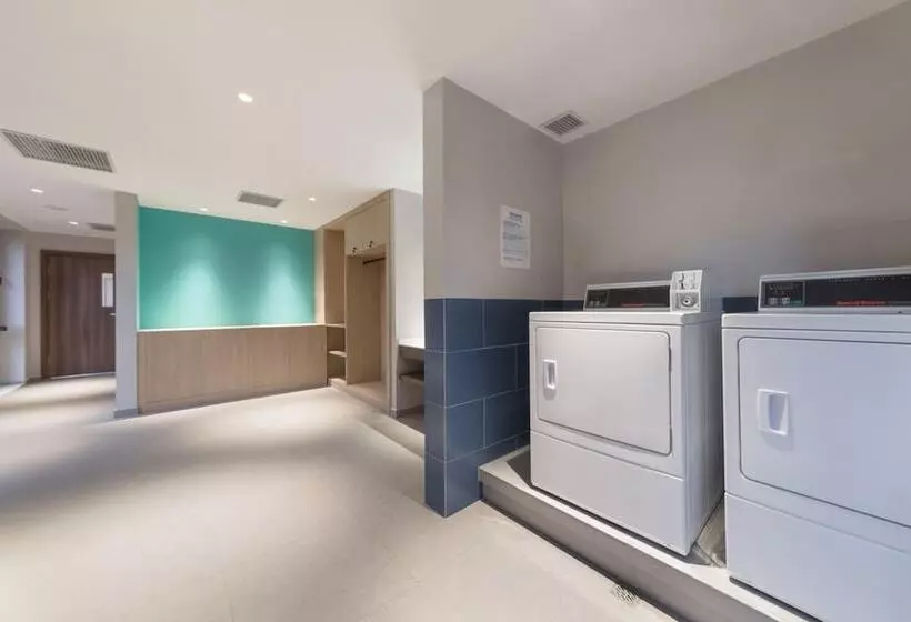 Hotelli Holiday Inn Express Beijing Shijingshan Lakeview, An Ihg