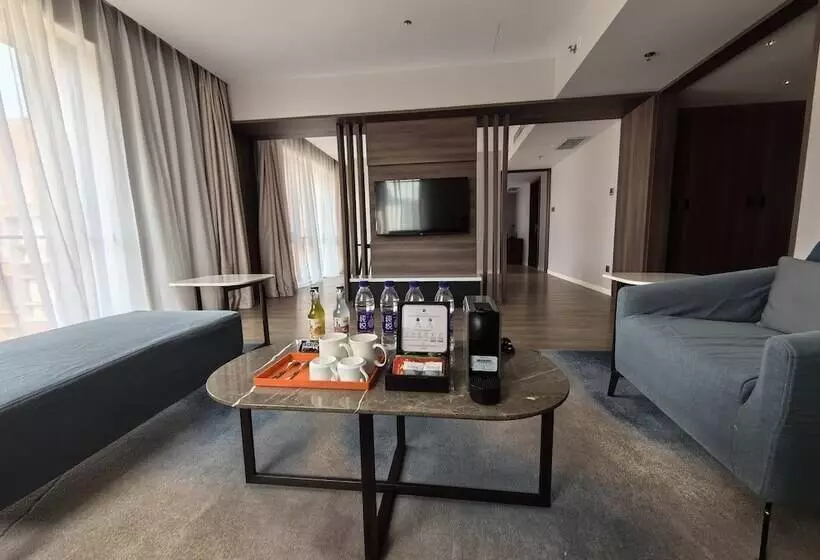 Hotelli Holiday Inn Express Beijing Shijingshan Lakeview, An Ihg