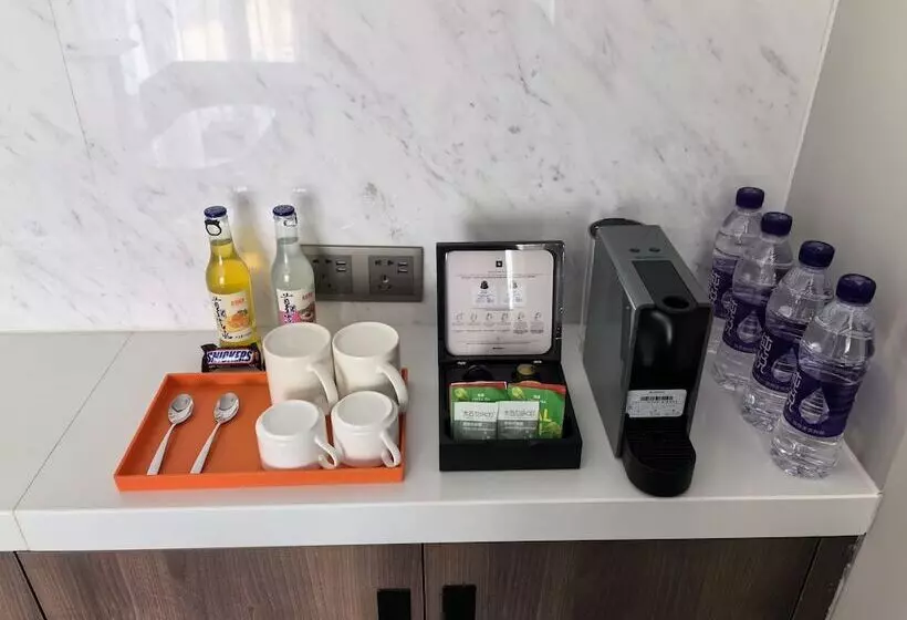 Hotelli Holiday Inn Express Beijing Shijingshan Lakeview, An Ihg
