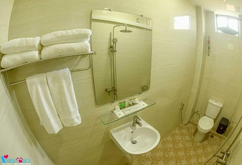 هتل Homey Mandalay