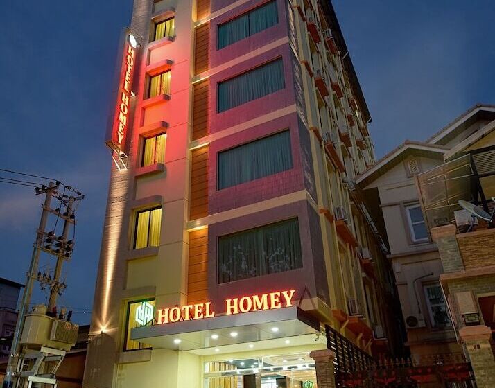 هتل Homey Mandalay