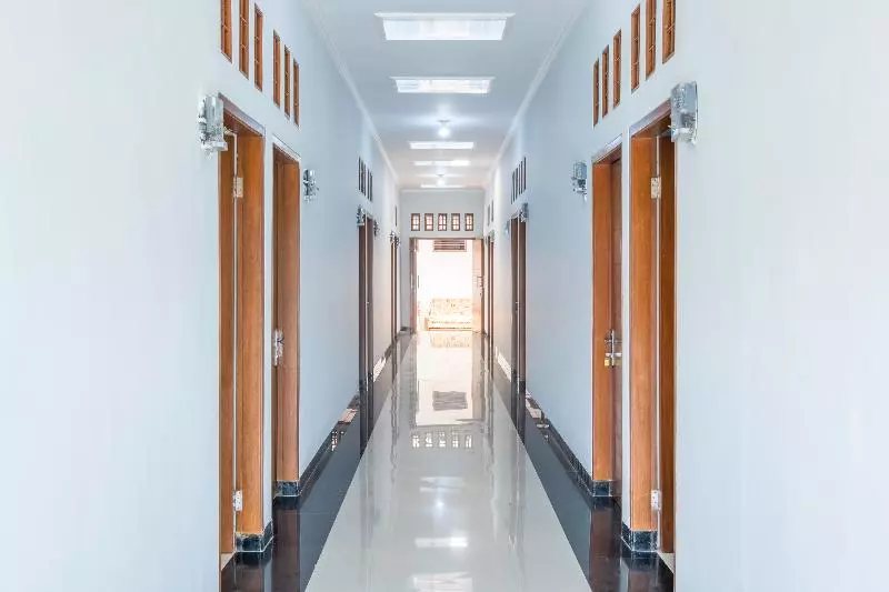 Hotel Oyo 2072 Wisma Teratai