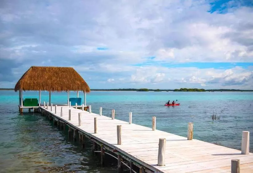 ホテル Royal Palm Bacalar Cabañas & Lagoon Club