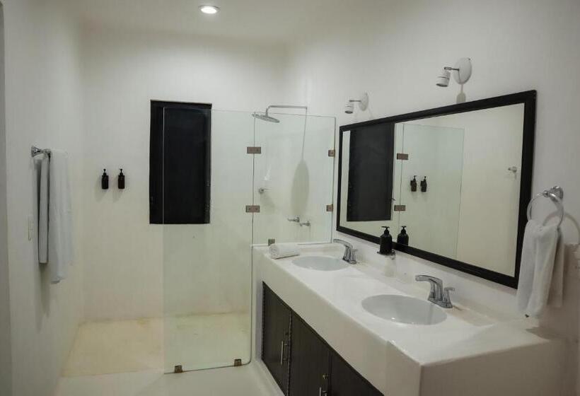 فندق Royal Palm Bacalar Cabañas & Lagoon Club