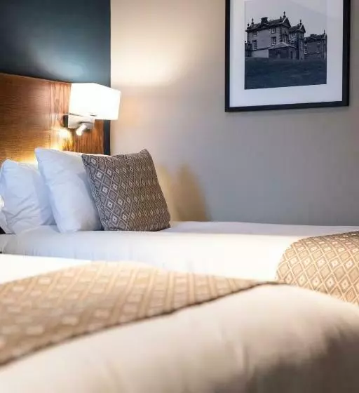 Hotelli Toby Carvery Strathclyde, M74 J6 By Innkeeper S Collection