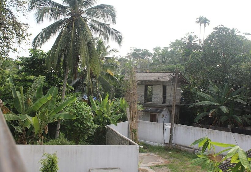 بنسيون Surf N Summer