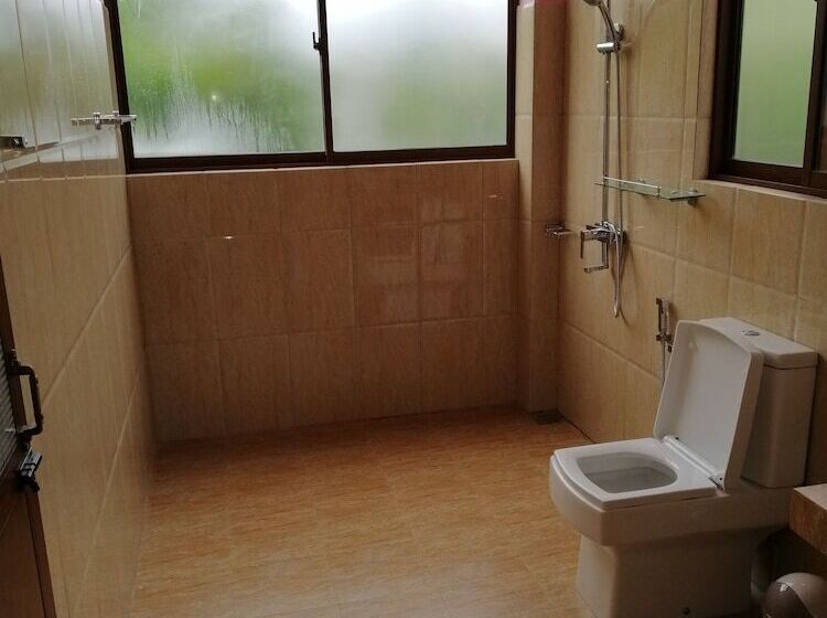 بنسيون Surf N Summer