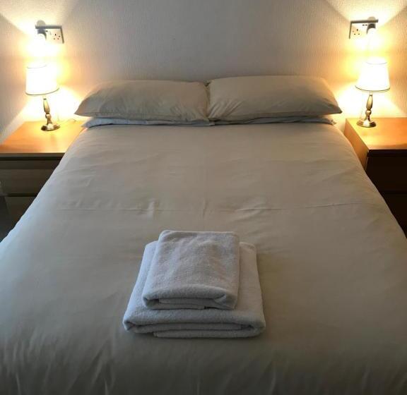 Pensão The Hawthornes Licensed Guest House