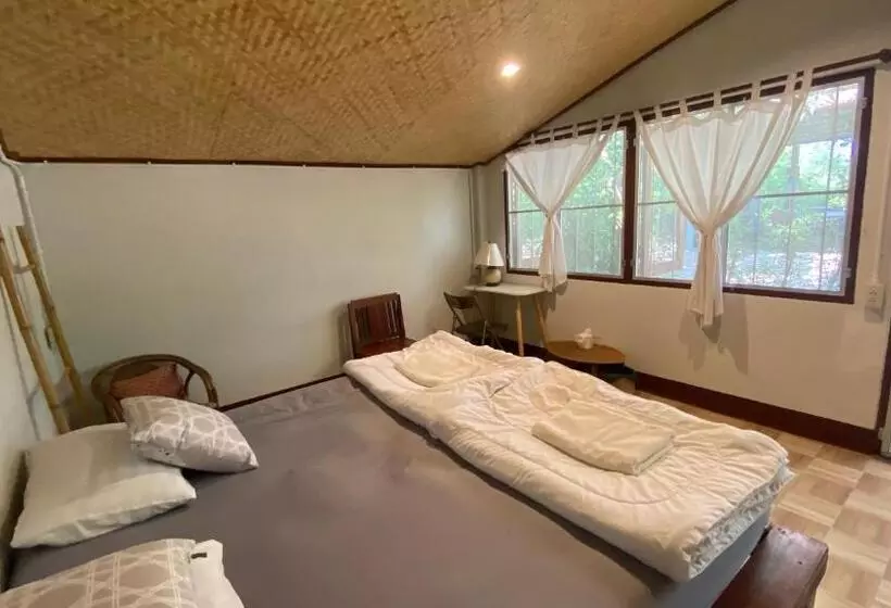 ユースホステル Brown House Chiangdao