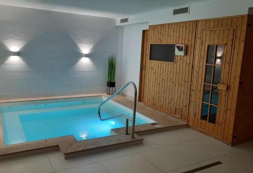 צימר Ludvig Panzió