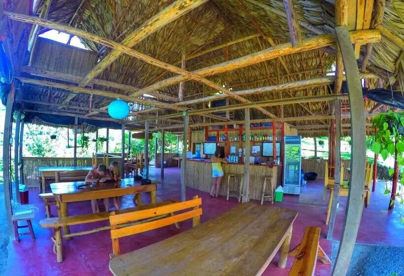 هاستل Vista Verde Lodge