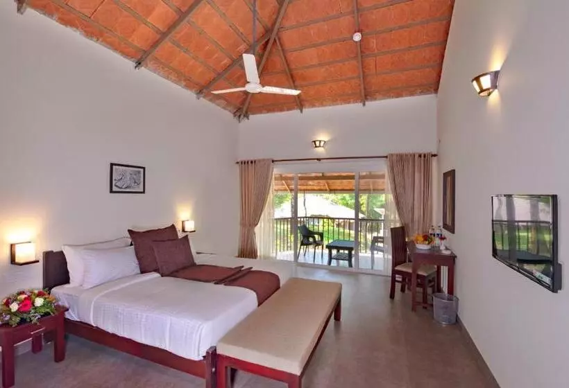 ホテル Abad Brookside Wayanad