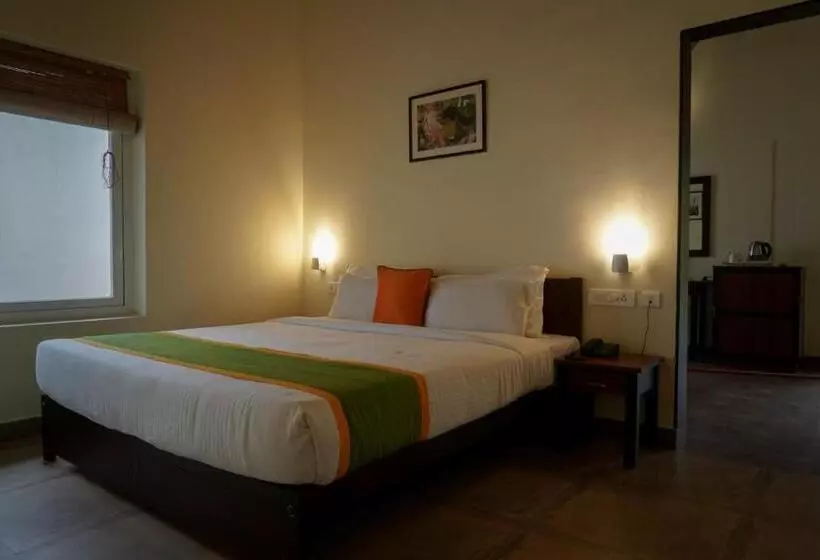 ホテル Abad Brookside Wayanad