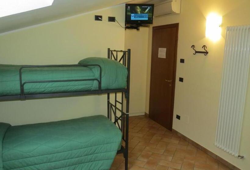 酒店 Agriturismo La Staffa