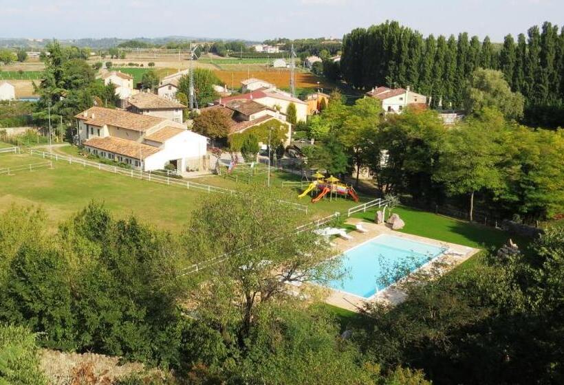 酒店 Agriturismo La Staffa