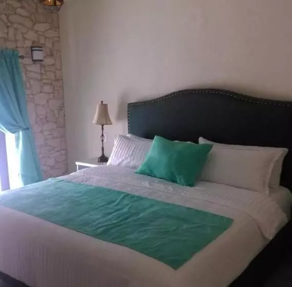 ホテル Don Faustino