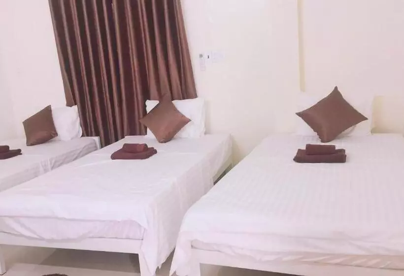 هتل Golden Forest Homestay