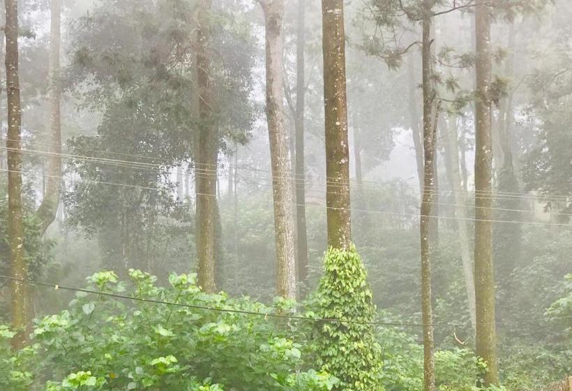 Hotel Guru Residency