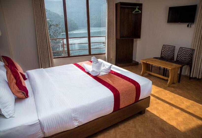 هتل Himalayan Vacation