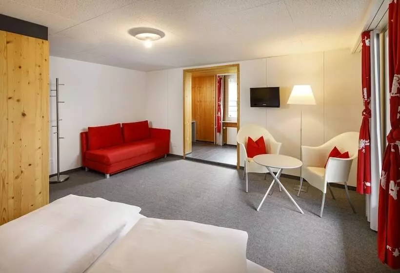 ホテル Hirschen Guesthouse   Village