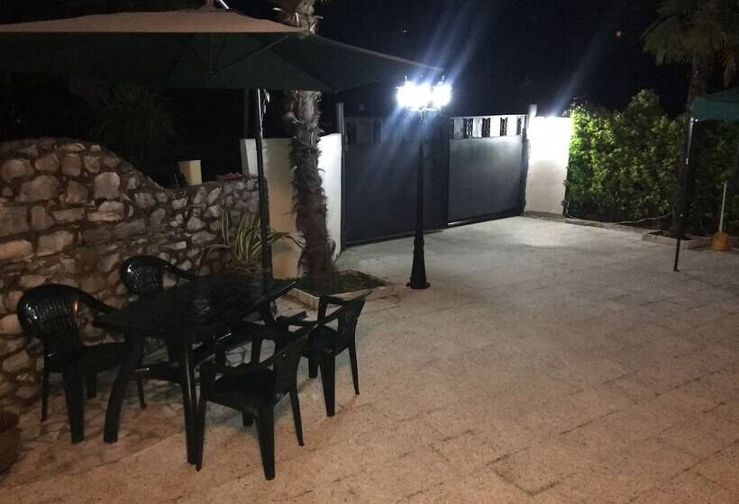 پانسیون Green Cape Guest House