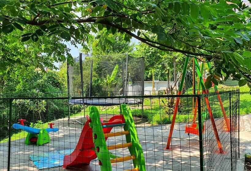 پانسیون Green Cape Guest House