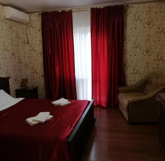 پانسیون Mini Hotel Yanson 2