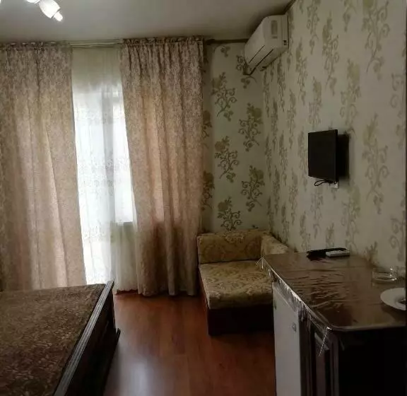 پانسیون Mini Hotel Yanson 2