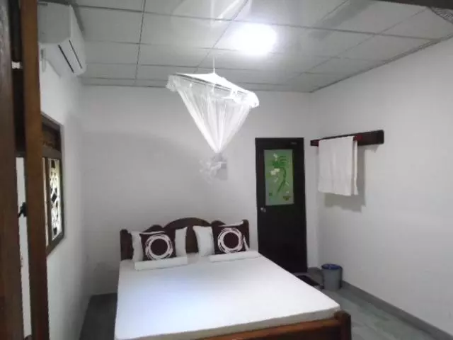 ペンション Tourist Holiday Inn
