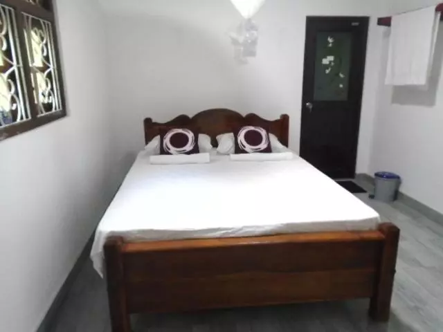 ペンション Tourist Holiday Inn