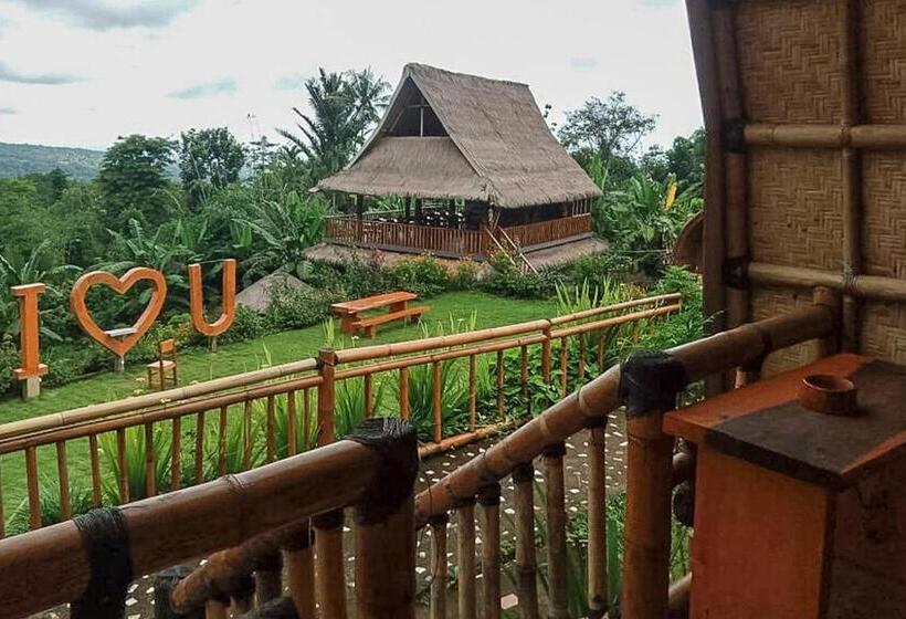 بنسيون Villa Bambu Rinjani & Restaurant