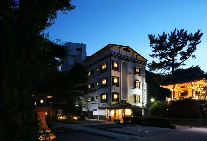 旅館 Arima Royal