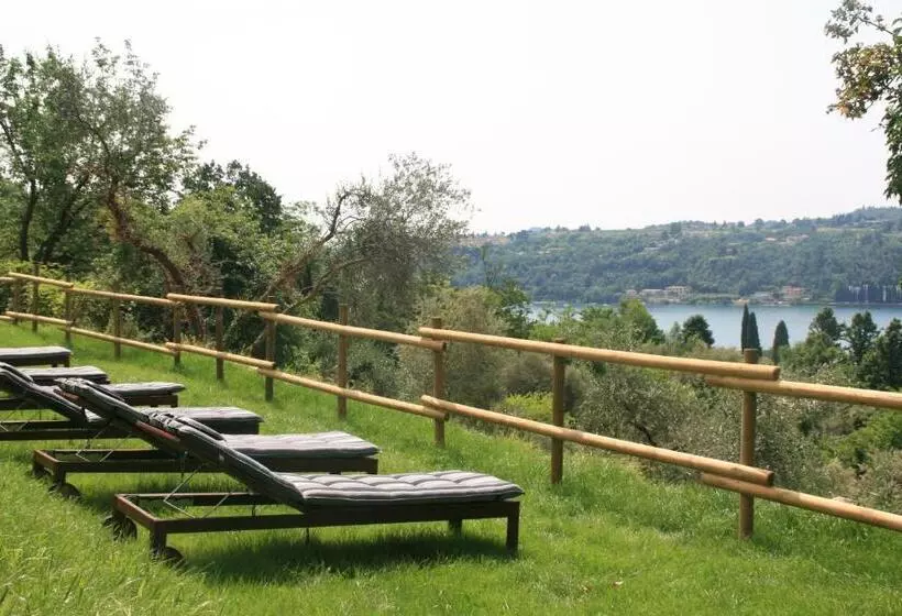 هتل Agriturismo Podere Nigriano