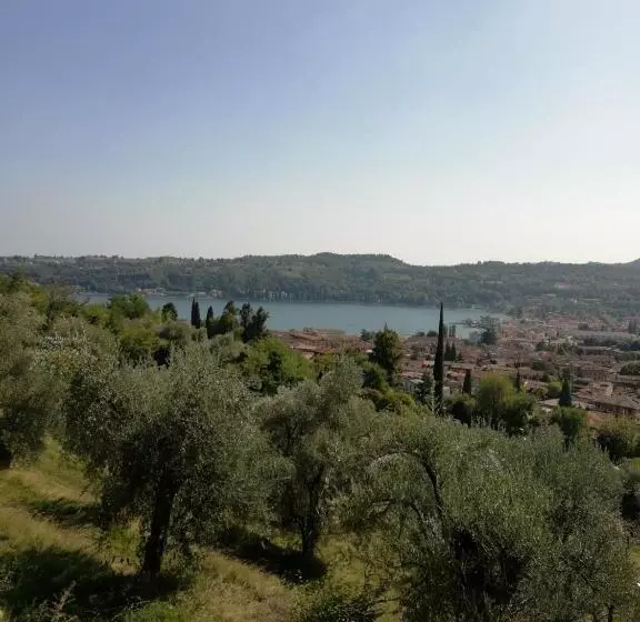 هتل Agriturismo Podere Nigriano