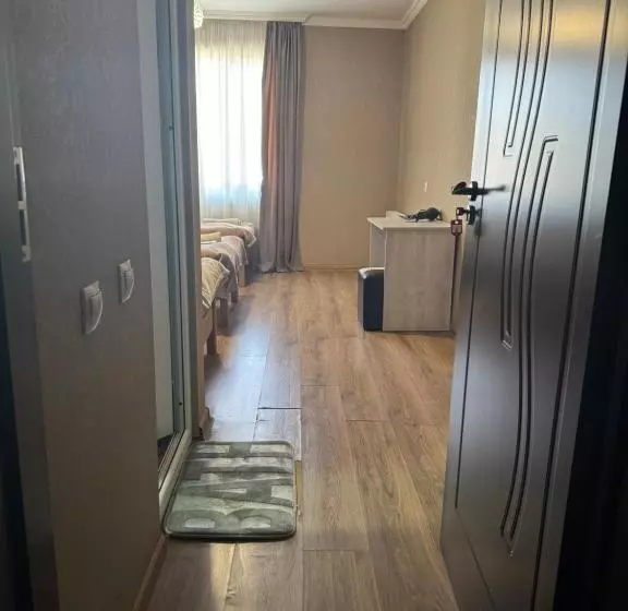 پانسیون Guesthouse Elia