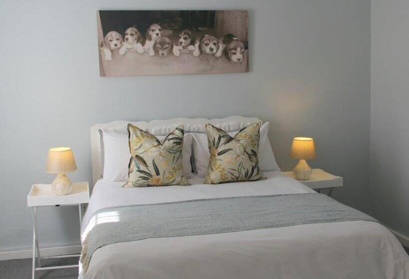 Pension @karoo Guesthouse