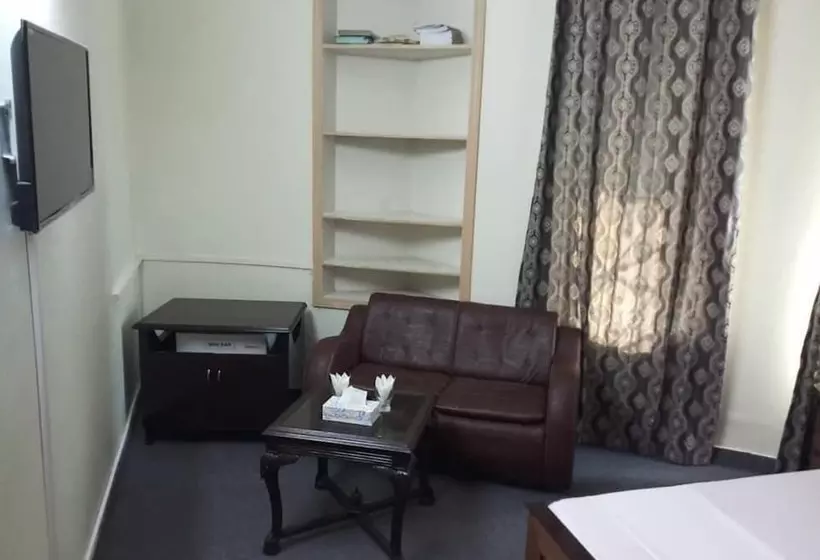 پانسیون Orion Inn