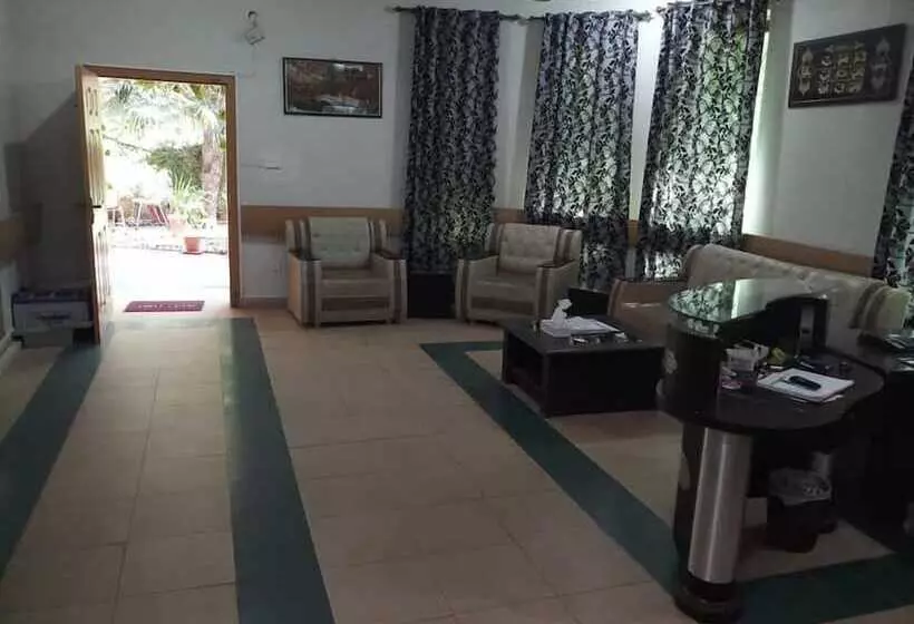 پانسیون Orion Inn