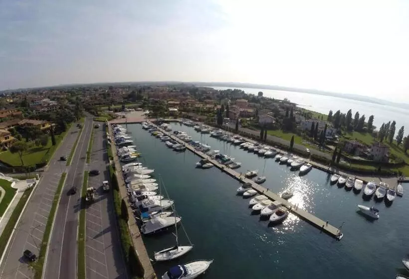 Bellasirmione   Acquachiara