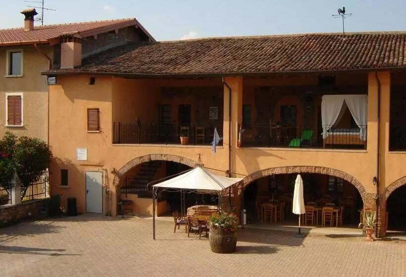 ホテル Agriturismo Sangallo