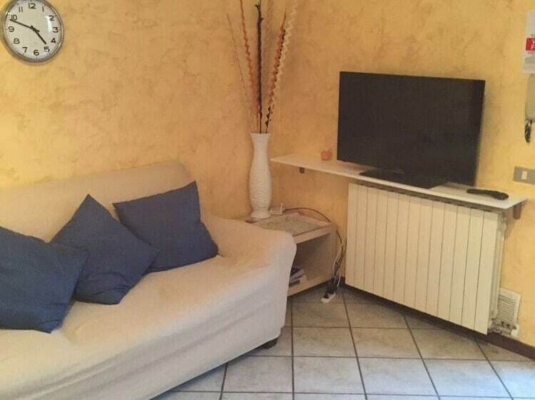 פנסיון Airport Rooms Orio